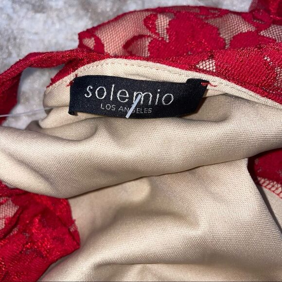 Solemio red lace over nude overlay mini form fitting cocktail dress NWOT SZ M - Picture 8 of 10